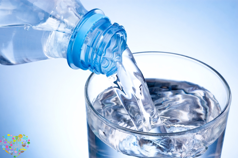 ดื่มน้ำเปล่า ในแต่ละวันความต้องการ น้ำเปล่าไม่เท่ากัน น้ำที่ควรได้รับต่อวัน ขึ้นอยู่กับสภาพร่างกาย